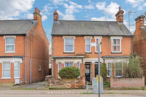 2 bedroom semi-detached house for sale, Foxhall Road, Ipswich, IP3