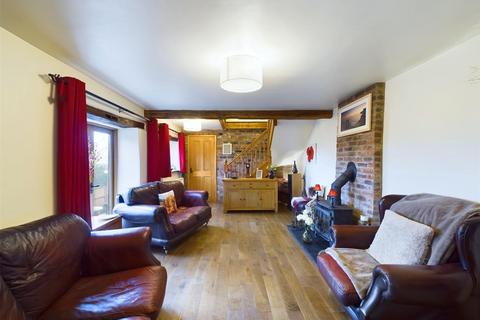 undefined, Pentre Ucha, Meifod, SY22 6DH