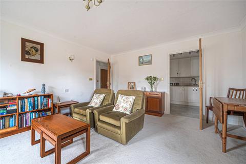2 bedroom retirement property for sale, Hartford Court, Hartley Wintney RG27