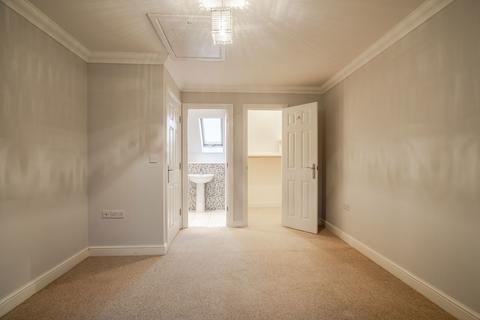 8 Fairfield, Minety, Malmesbury, SN16 9TR