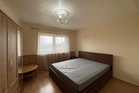 2 bedroom flat for sale, 38 Triumph House, Alderman Avenue, Barking, Essex, IG11 0LS