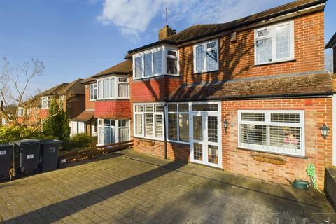 4 bedroom semi-detached house for sale, Derwent Drive, Purley