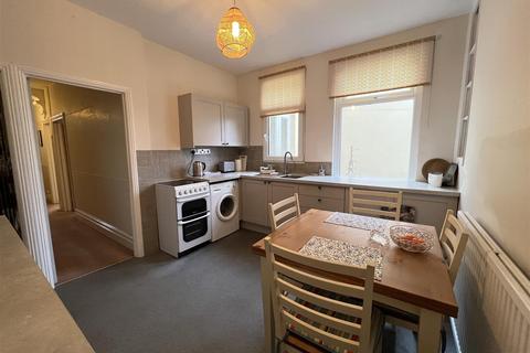 4 bedroom terraced house for sale, Broniestyn Terrace, Aberdare CF44