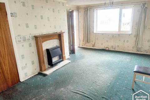 3 bedroom semi-detached house for sale, 18 Mead Crescent, Burton-on-Trent, Staffordshire, DE15 9SS