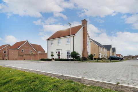 3 bedroom detached house for sale, Carey Drive, Halesworth IP19