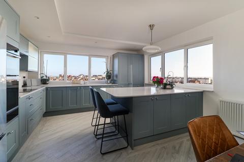 3 bedroom apartment for sale, Clarendon Road, Southsea