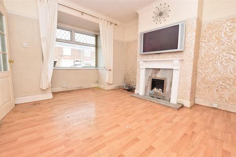 3 bedroom terraced house for sale, Lismore Avenue, Hull