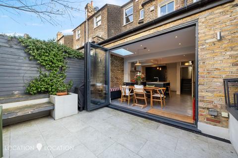 4 bedroom terraced house for sale, Belgrade Road, London, N16