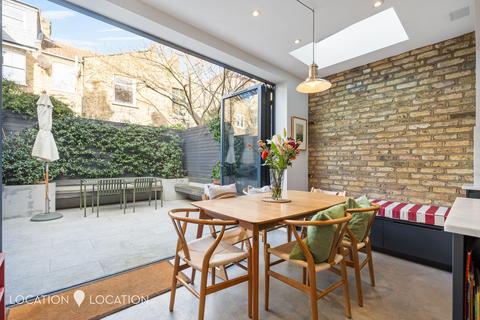 4 bedroom terraced house for sale, Belgrade Road, London, N16