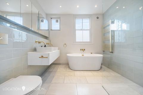 84 Belgrade Road, London, N16 8DJ