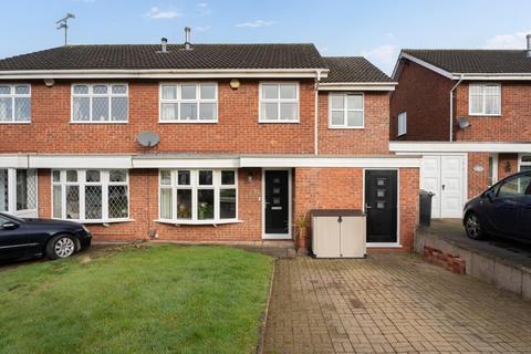 4 bedroom semi-detached house for sale, Chaffinch Close, Sedgley