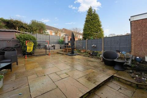23 Chaffinch Close, Dudley, DY3 3TT