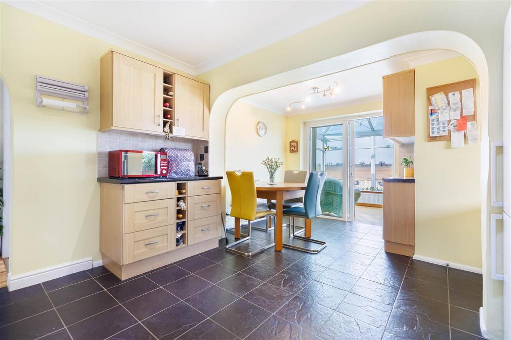 825 A4922-HDR.jpg