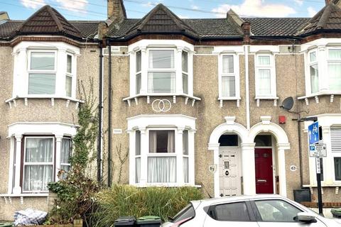 3 bedroom terraced house for sale, 61 Pascoe Road, Lewisham, London, SE13 5JE