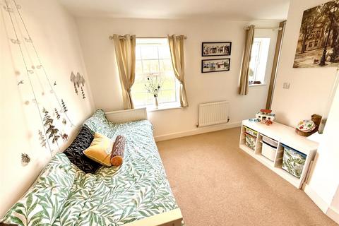 5 Dymock Red Walk, Holmer, Hereford, HR1 1GN