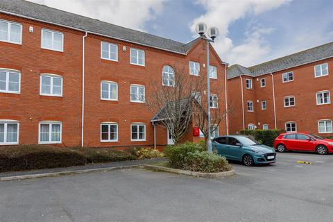 2 bedroom apartment for sale, Frances Havergal Close, Leamington Spa CV31