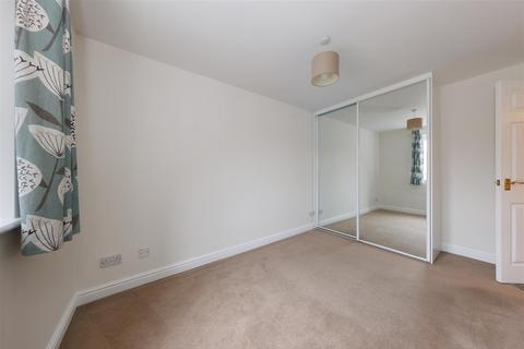 2 bedroom apartment for sale, Frances Havergal Close, Leamington Spa CV31