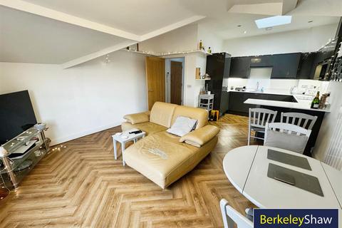 2 bedroom apartment for sale, College Avenue, Crosby, Liverpool
