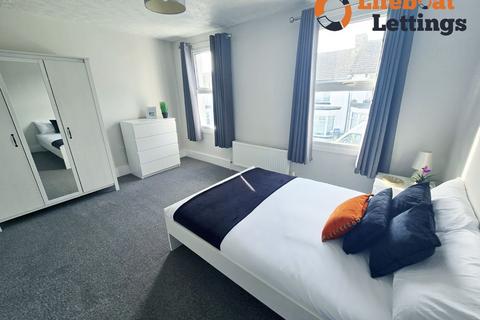 undefined, FOLKESTONE CT19