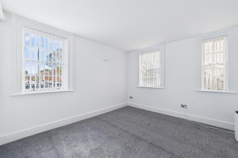 2 bedroom flat to rent, 96 - 98 Upper Parliament , Liverpool L8