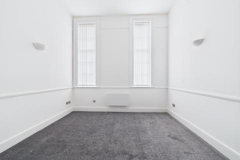 2 bedroom flat to rent, 96 - 98 Upper Parliament , Liverpool L8