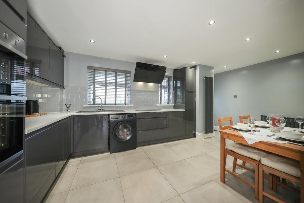 Dining Kitchen