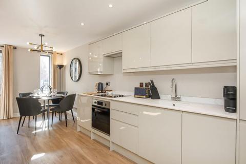 undefined, Crescent Court, The Crescent, Off Blossom Street, York