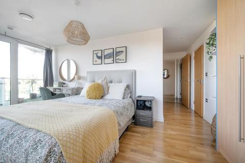 2 bedroom flat to rent, Station Road,  Barnet,  EN5