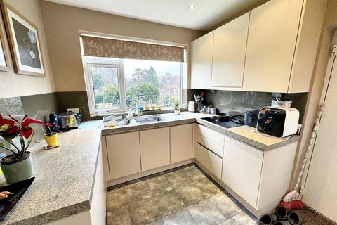 4 bedroom detached house for sale, Barnhill Road, Prestwich, M25