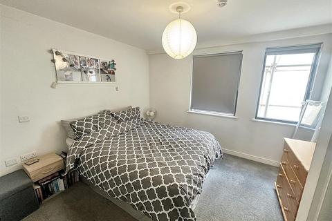 1 bedroom apartment to rent, The Milliners St Thomas Stree Bristol