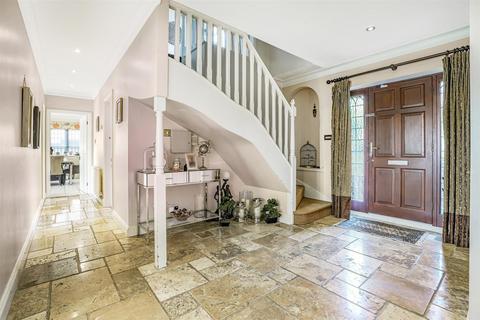 5 bedroom detached house for sale, Spyglass Hill, Northampton