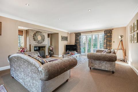 5 bedroom detached house for sale, Spyglass Hill, Northampton