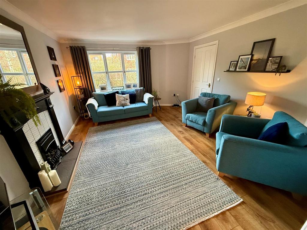 DHR96 Lounge.jpg