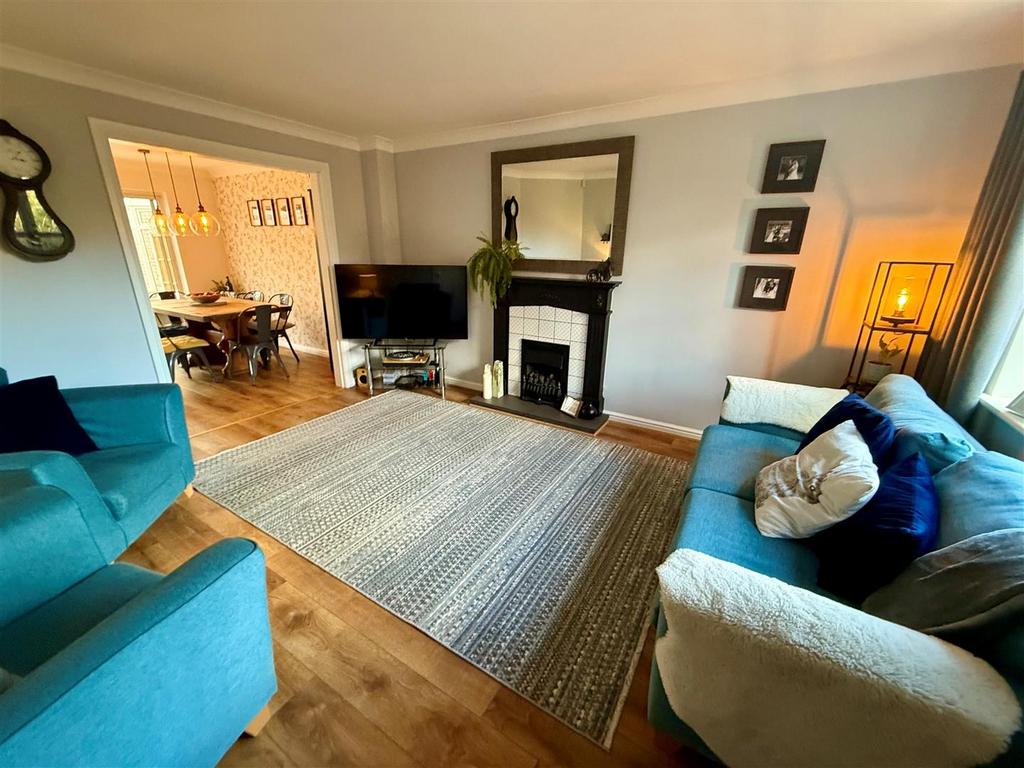 DHR96 Lounge2.jpg