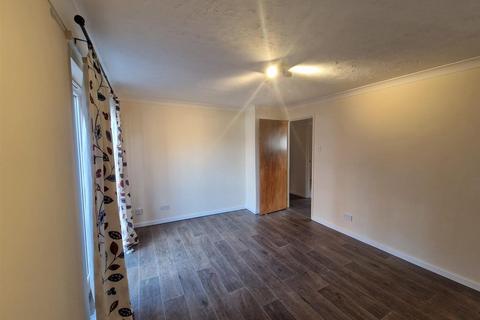 2 bedroom flat to rent, Mannheim Quay, Maritime Quarter, Swansea