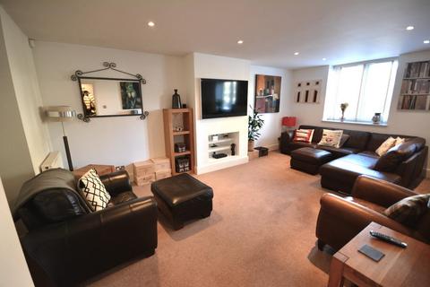 3 bedroom townhouse for sale, Crowthorn BL7