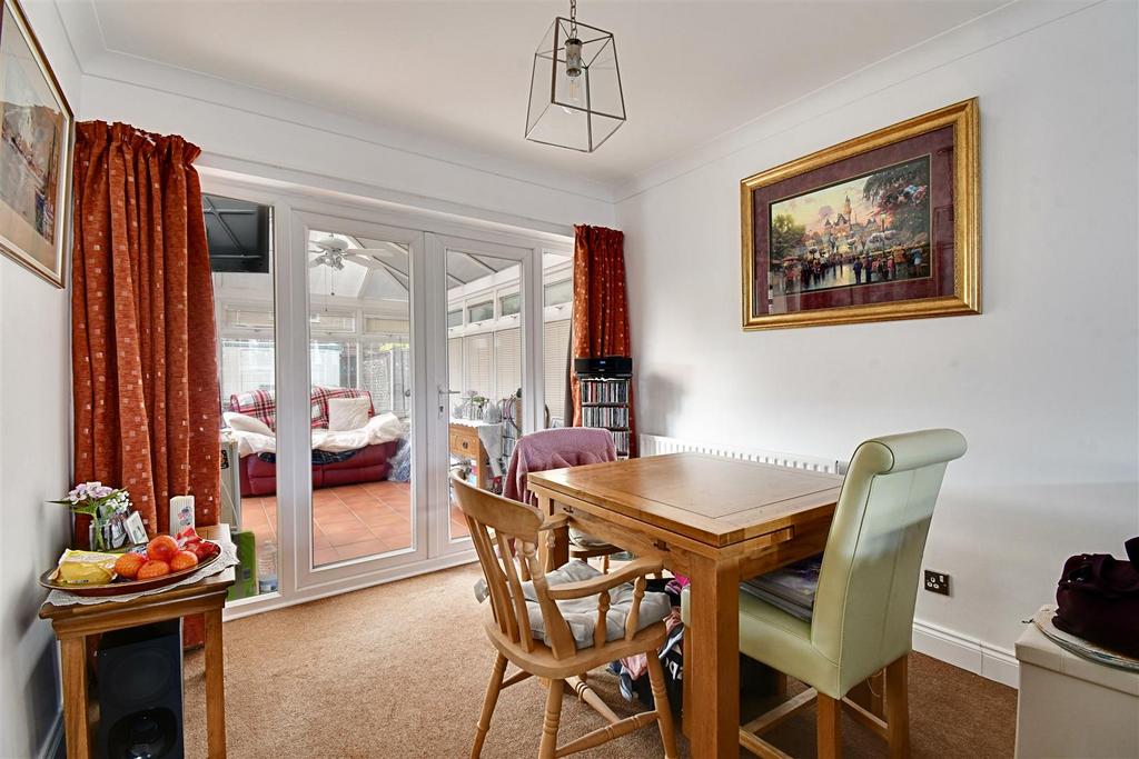 Dining Area.jpg
