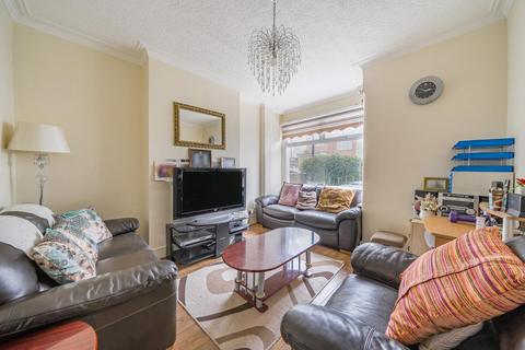 3 bedroom terraced house for sale, Castlands Road, London, SE6 4LN