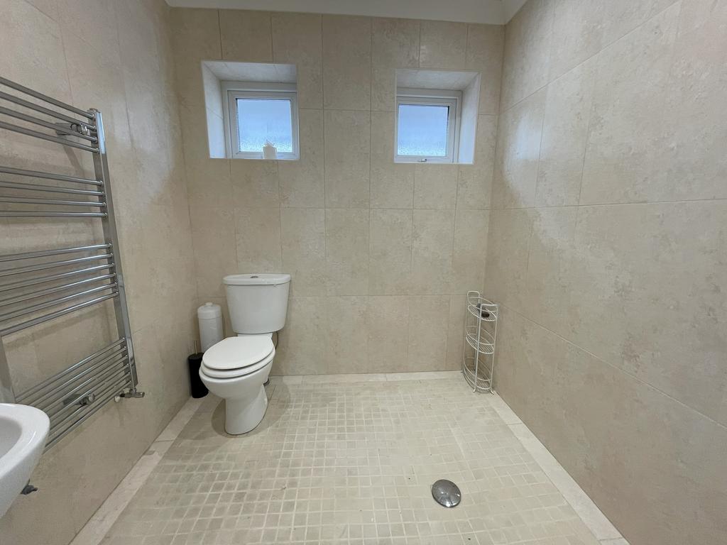 Wet Room  Porthcawl CF36