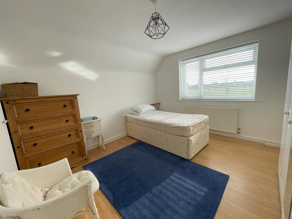 Bedroom Back  Porthcawl CF36