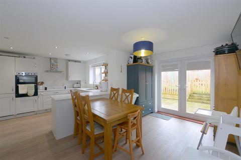 5 bedroom detached house for sale, Picton Drive, Weir Hill, Shrewsbury