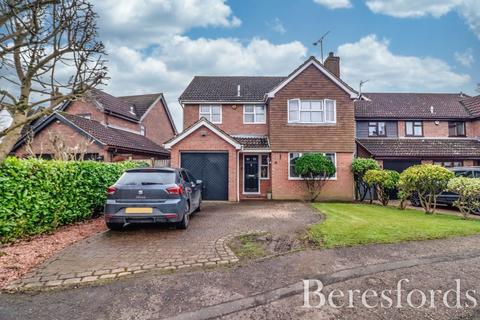 4 bedroom detached house for sale, Windermere Drive, Great Notley, CM77