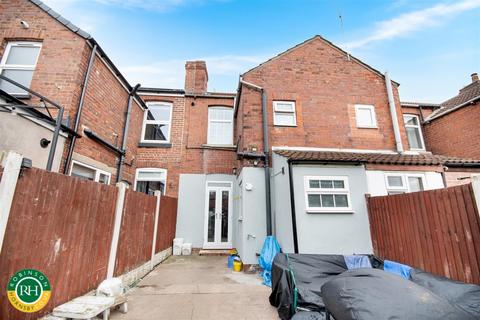 2 bedroom house for sale, Bentley Road, Doncaster