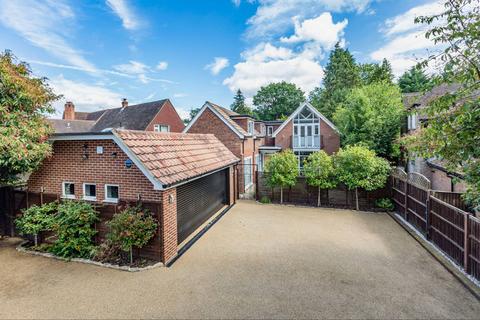 5 bedroom detached house for sale, Dartnell Park Road, West Byfleet, KT14