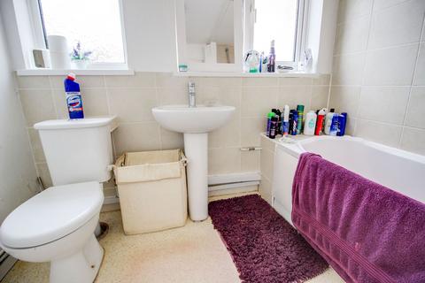 2 bedroom terraced house to rent, St. Marys Grove, Swindon SN2