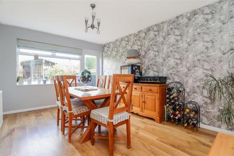 4 bedroom detached house for sale, St. Leonards Road, Horsham