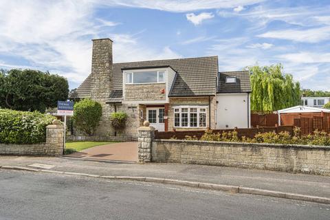 4 bedroom detached house for sale, Cedar Drive, Bicester, OX26