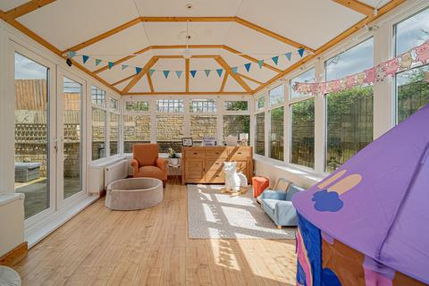 550 Canal Bridge, Semington, Trowbridge, BA14 6JT