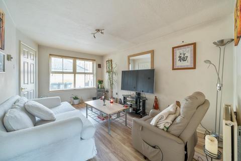 2 bedroom end of terrace house for sale, Chessington,  Surrey,  KT9