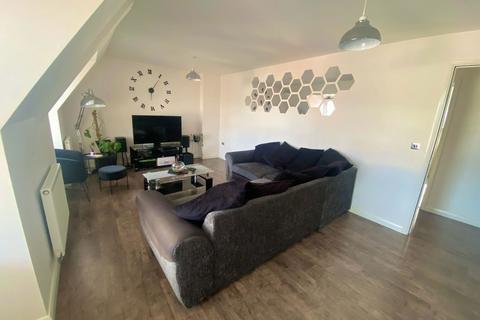 2 bedroom flat for sale, Priestgate, Peterborough PE1